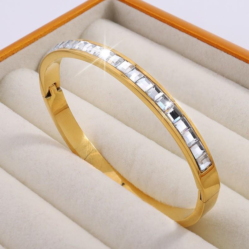 Titanium steel bracelet gold high version temperament zircon bracelet women's light luxury fashion elegance does not fade simple bracelet