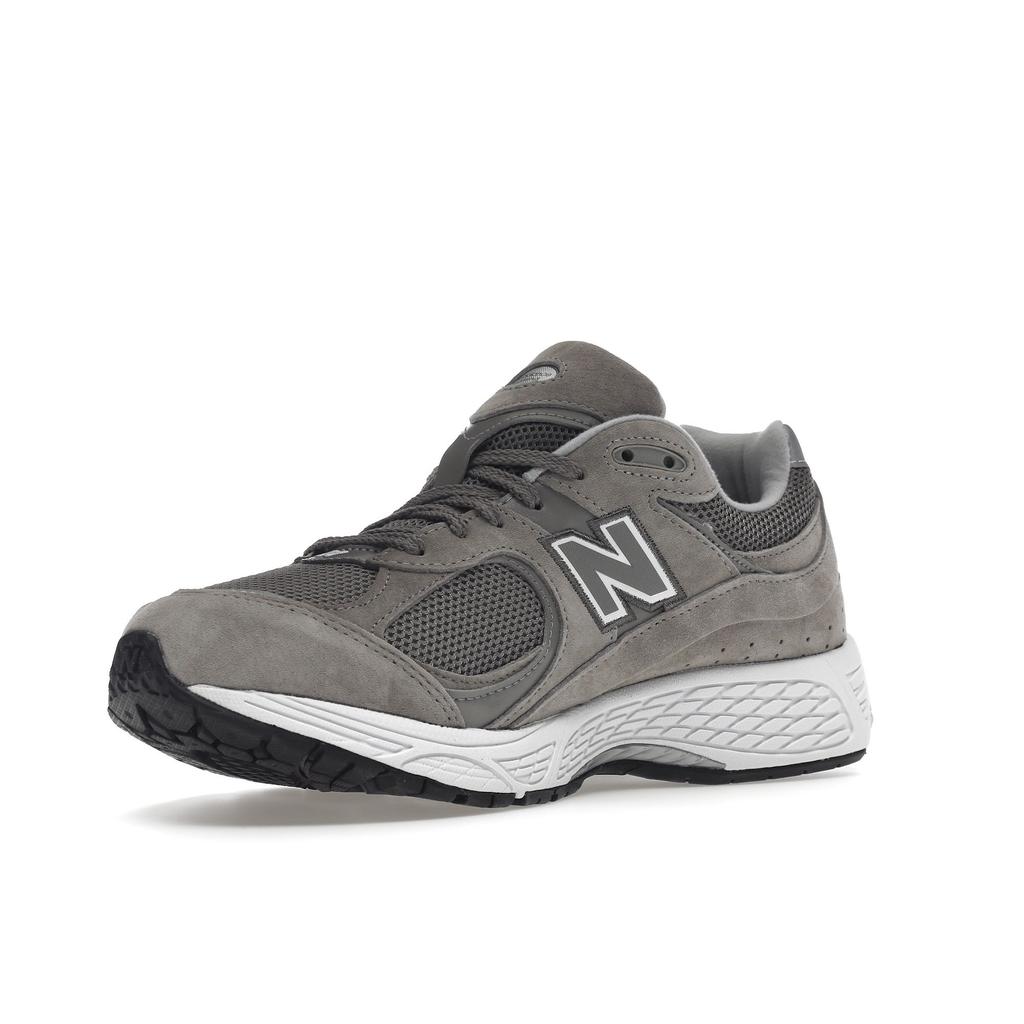 New Balance 2002 Graue Unisex-Sneakers M2002RJM