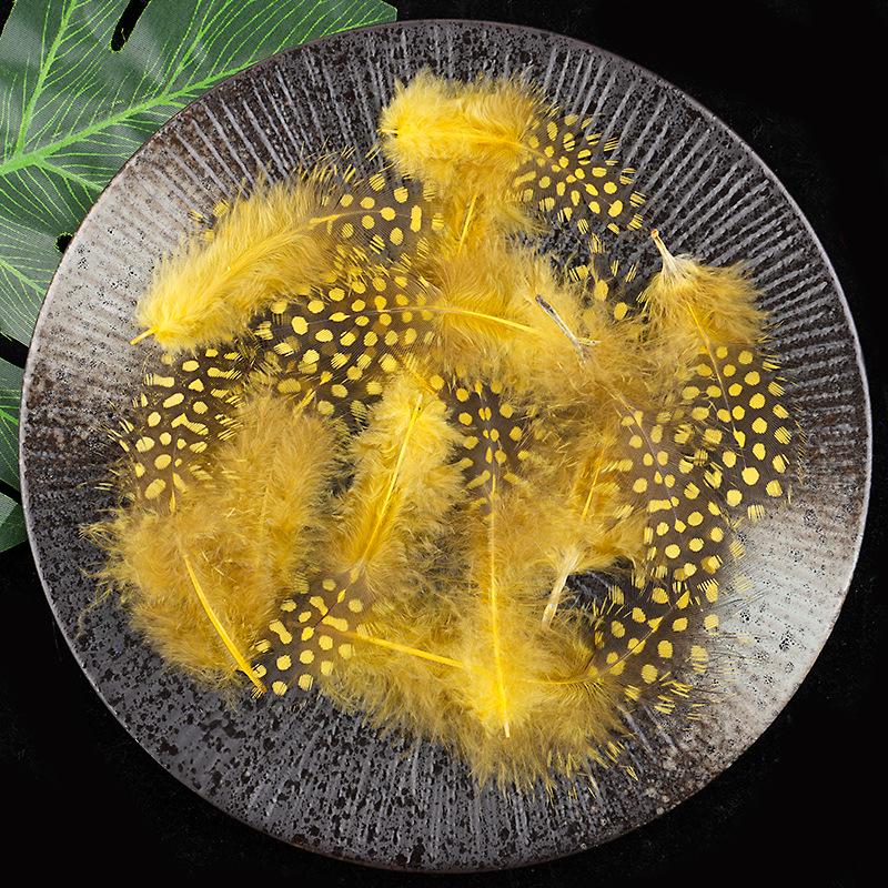 Plumes à Pois Naturelles pour Accessoires de Bâtonnet Jouet pour Chat DIY - 50 pcs.