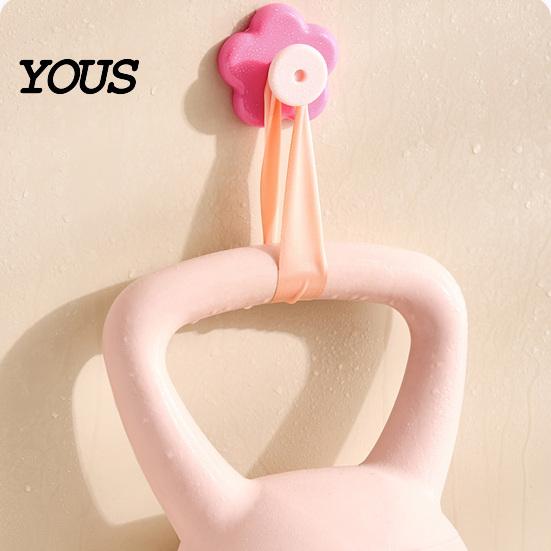 Door Hook Flower Shape Suction Cup Hook, No-Drill Plastic Cabinet Drill Handles, Rotatable Knob Adjustable Buckle for Kitchen Bathroom
