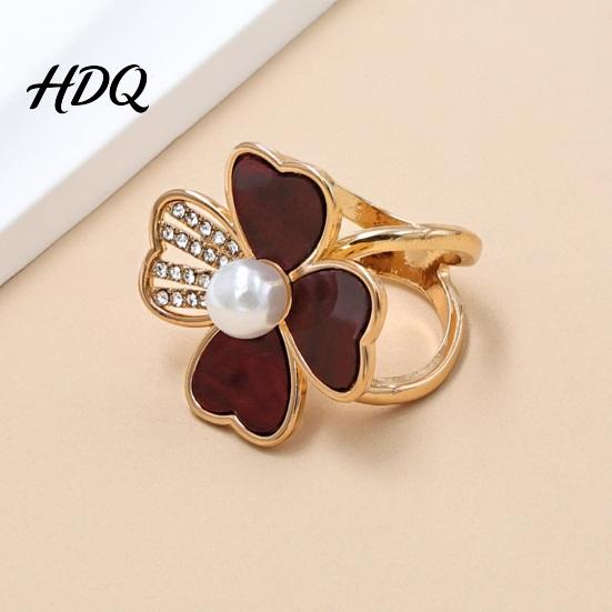 Vintage Clover Scarf Accessory Four-Leaf Ring Rhinestone Slide Elegant Buckle Faux Pearl Holder for Women Shirts Shawls Neckerchiefs Secure Fit Clip