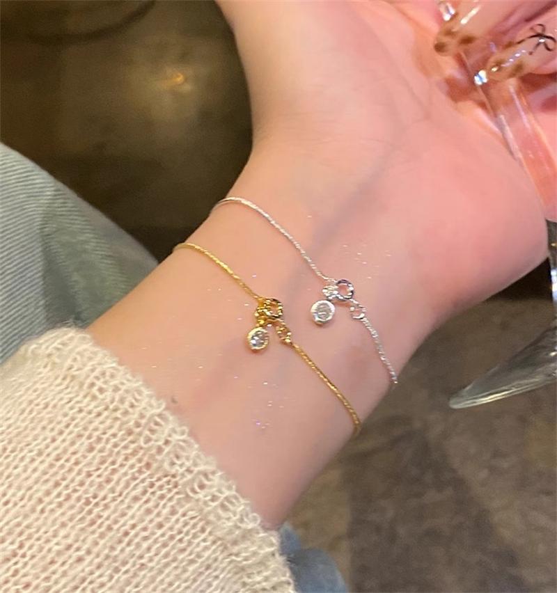 Minimalist Copper Snake Bone Chain Bracelets for Women Girl Exquisite Small Round Zircon Pendant Bracelets Party Jewelry Gift