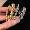 1 Antique-Style Four-Leaf Flower Pattern Women's Bracelet with Brushed Vintage Luxury Zircon Design