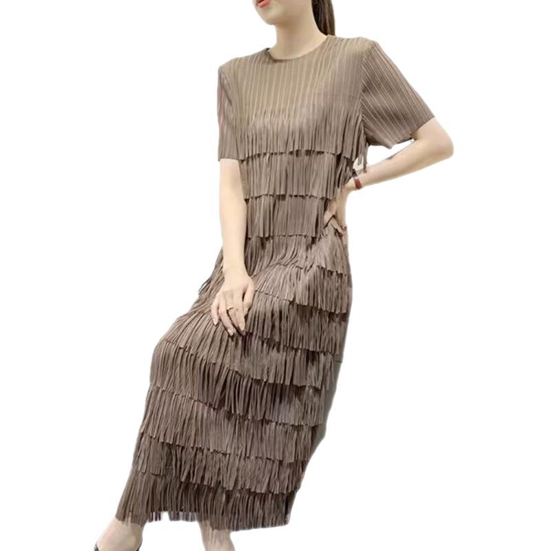 Elegancka sukienka wiosenna z plisowanymi frędzlami - Damska 2024 z rękawem siedem ósmych, wysokiej klasy spódnica tortowa od Miyake