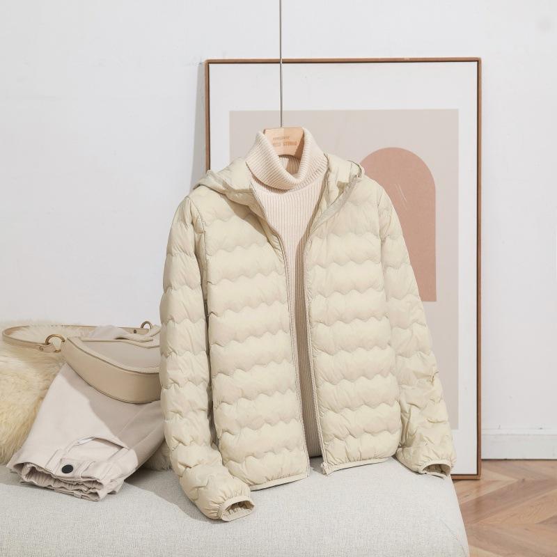 Nuova moda autunno e inverno giacca corta leggera in piumino con cappuccio giacca con cerniera da donna marea calda