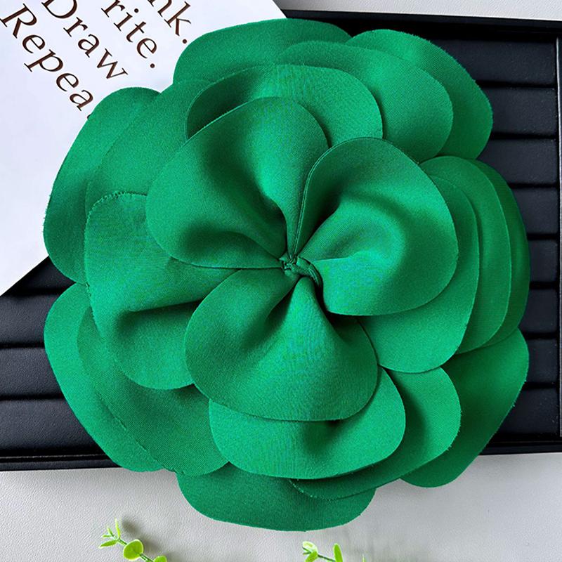 Große Blumenbroschen für Damen Hochzeitskleid Elegante Korsage Reversnadeln Koreanischer Stoff Mode Abzeichen Schmuck Accessoires Geschenke