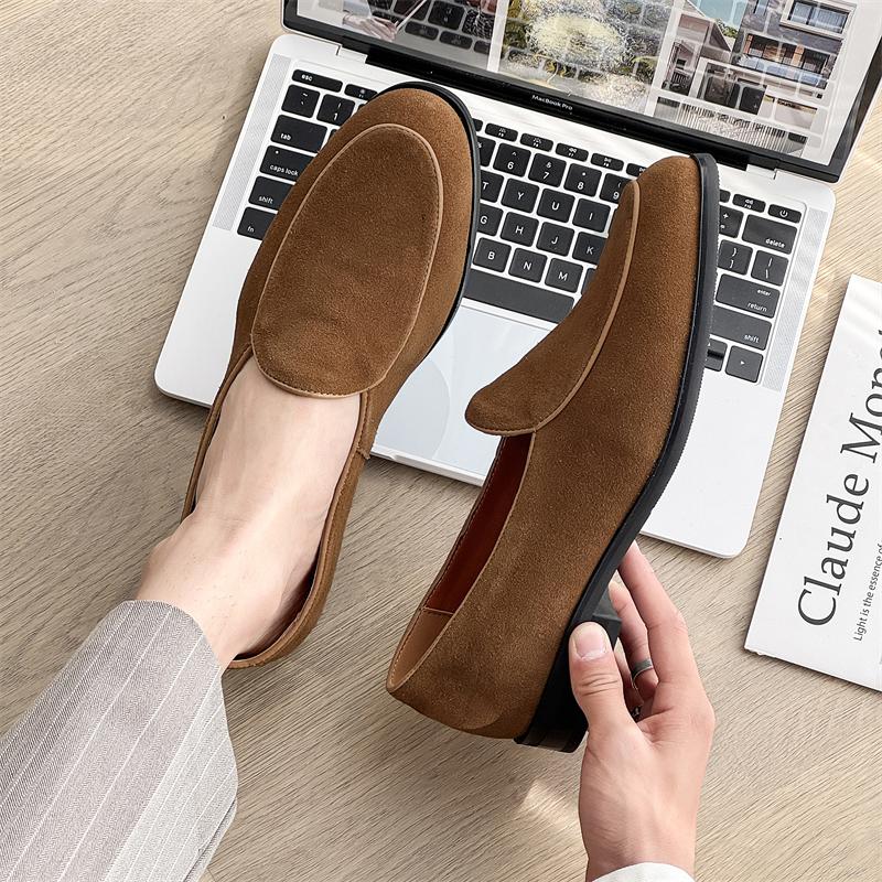 Brand Men's Comfortable Suede Pointed Loafers Retro Pointed Pointed Men Spring Breathable Business Casual Leather Shoes