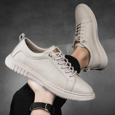 Chaussures de skate d'été pour hommes de haute qualité en cuir de vachette double couche respirant à maille avec lacets à la mode et tige basse d'extérieur pour hommes