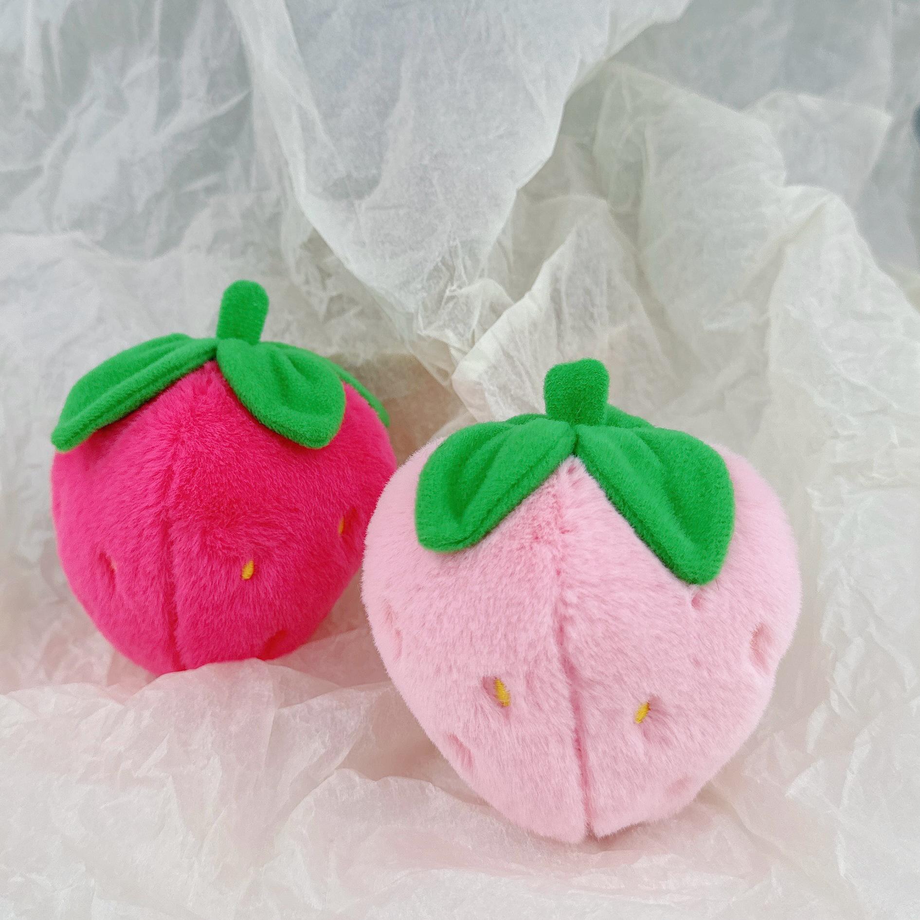 

Клубничная плюшевая кукла-подвеска брелок Height about 10 cm