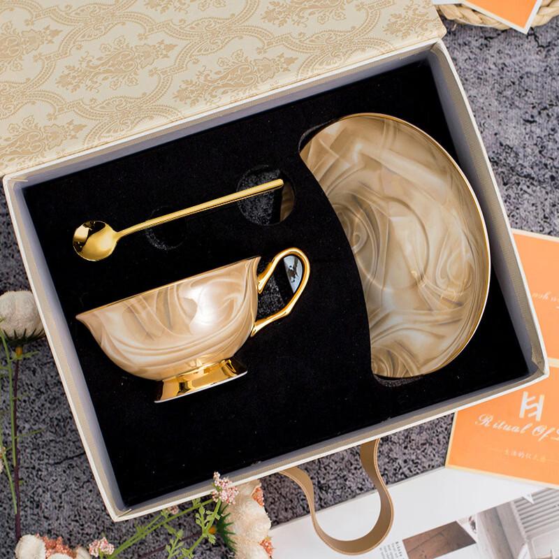 Silk Pattern Gold-Rimmed Coffee Cup Set