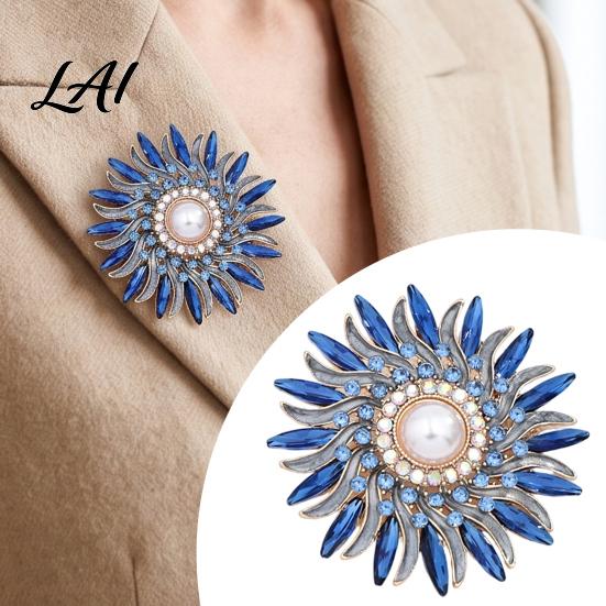Metal Flower Brooch Retro Rhinestone Sunflower Pin with Lapel Pin Floral Faux Pearl Embellished Pearl Badge for Women