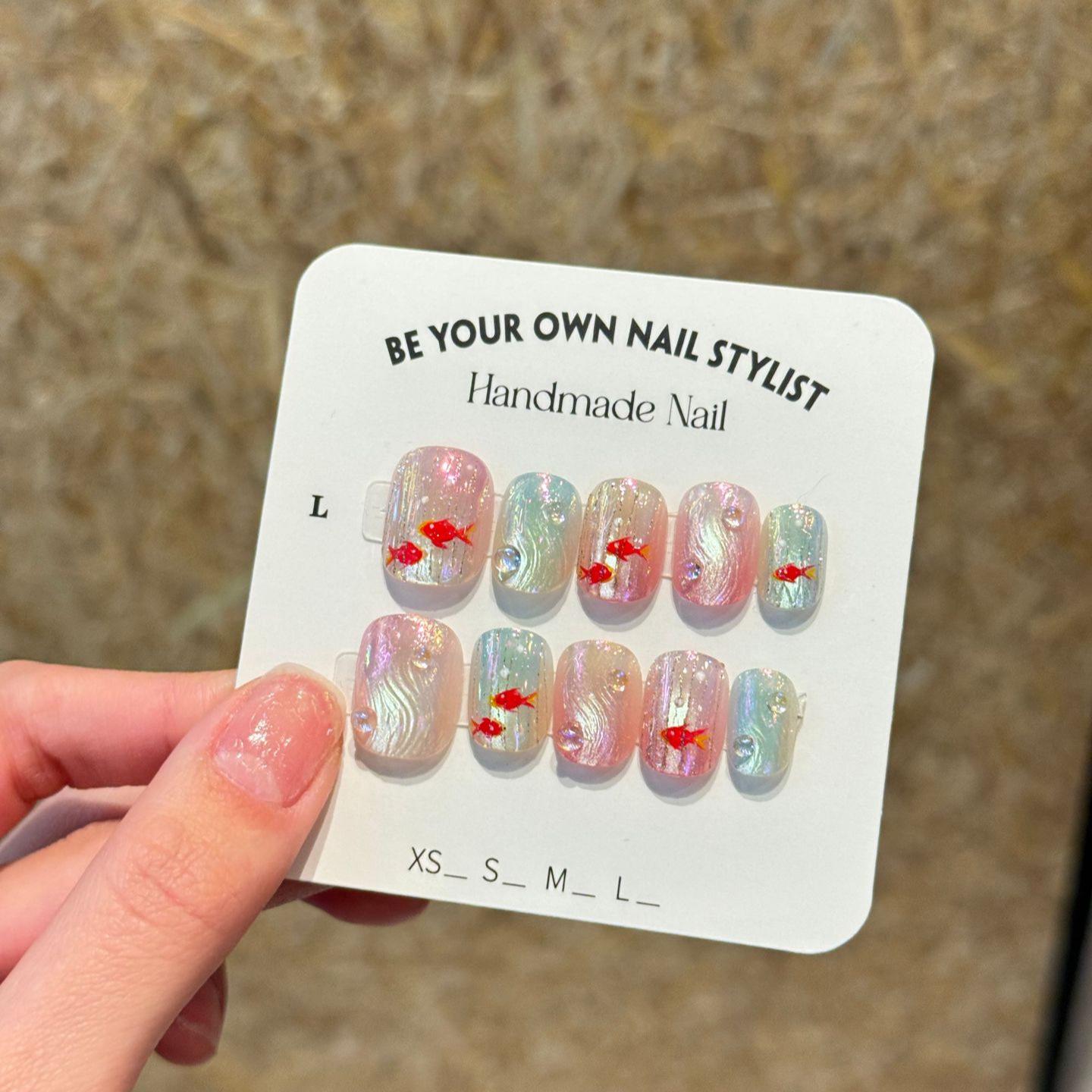 

Good Luck Cat Eye Koi Short Press-On Nails by Xiaohongshu Influencer XS