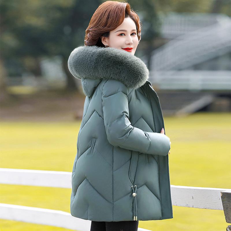 Autumn and winter new middle-aged and elderly padded clothes women's Chinese style large size mother padded jacket winter hooded jacket padded jacket