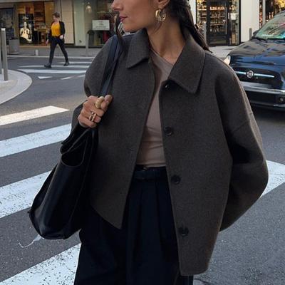 Moda Gola virada para baixo Casacos curtos de lã para mulheres Casual Cor sólida Bolsos de peito único Jaquetas 2025 Primavera Outono Feminino Outerwear