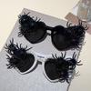 Fashion Shiny Pearl Design Shades Funny Spider Decor Carnival Party White Sunglasses Women Ins Brand Decor Sun Glasses