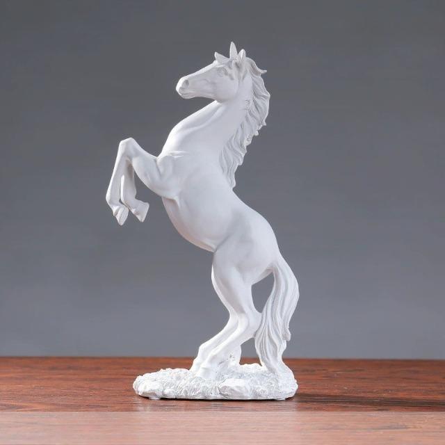 Vintage European Horse Sculpture - Resin Figurine Ornament for Home Room Desk Interior Decor Crafts