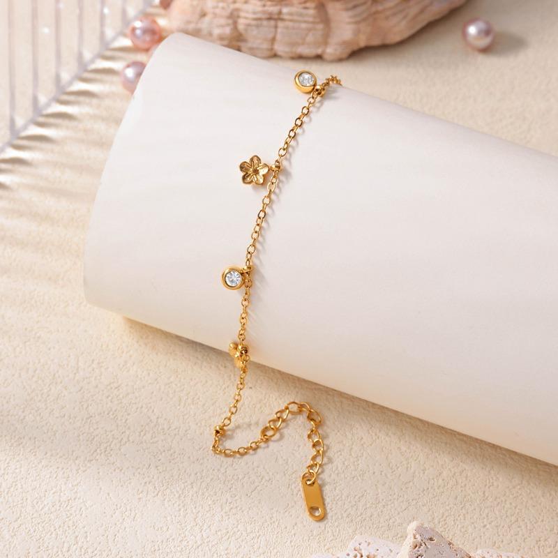 Light luxury niche stainless steel zircon round bead flower pendant bracelet fashionable simple titanium steel hand jewelry