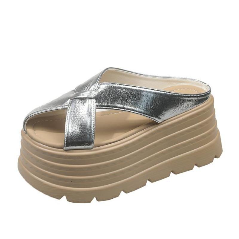 Moda 8CM Scarpe da Donna Retro Versatili Estate 2025 Zoccoli con Tacco Aumenta Altezza Sandalo Femminile Leopardo Spesso Nuova Moda Scandali