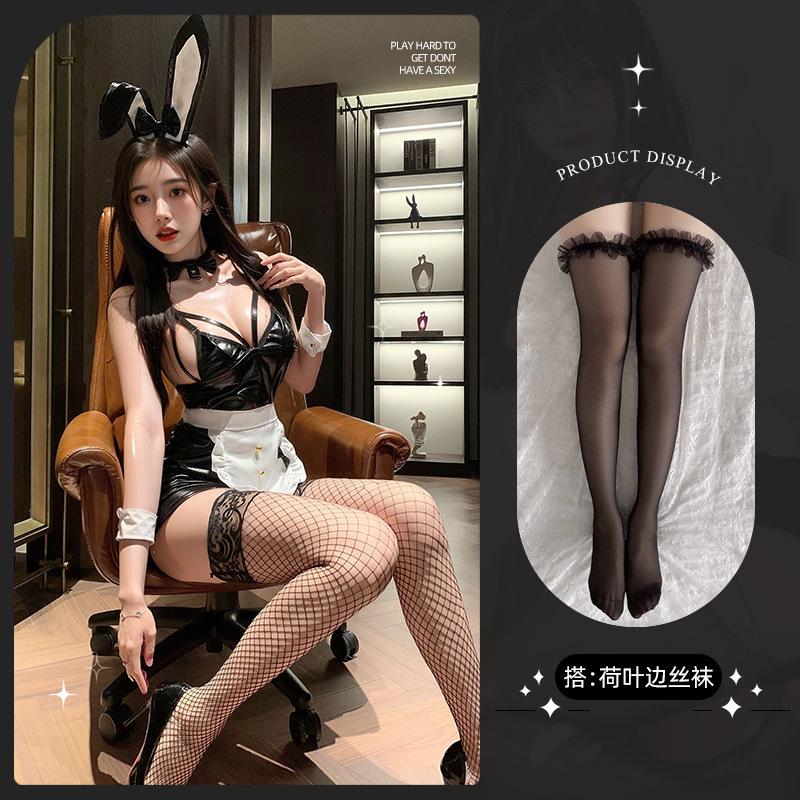 Sexy two-dimensional maid exposed buttocks free home flirting miniskirt bunny girl uniform patent leather queen hip wrap skirt