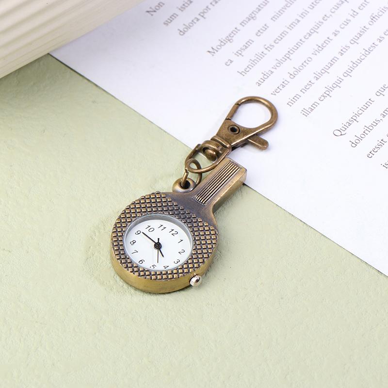 Liebevolle Taschenanhänger Schlüsselanhänger Uhr Kreative Quarz-Hängeuhr