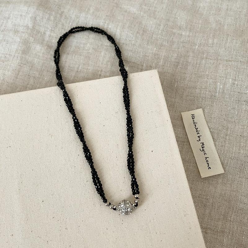 

Магнитное двухслойное ожерелье с кристаллами и бусинами, женское, нишевое, высокого класса, уникальное, изысканное, универсальное, цепочка на шею, цепочка на ключицу