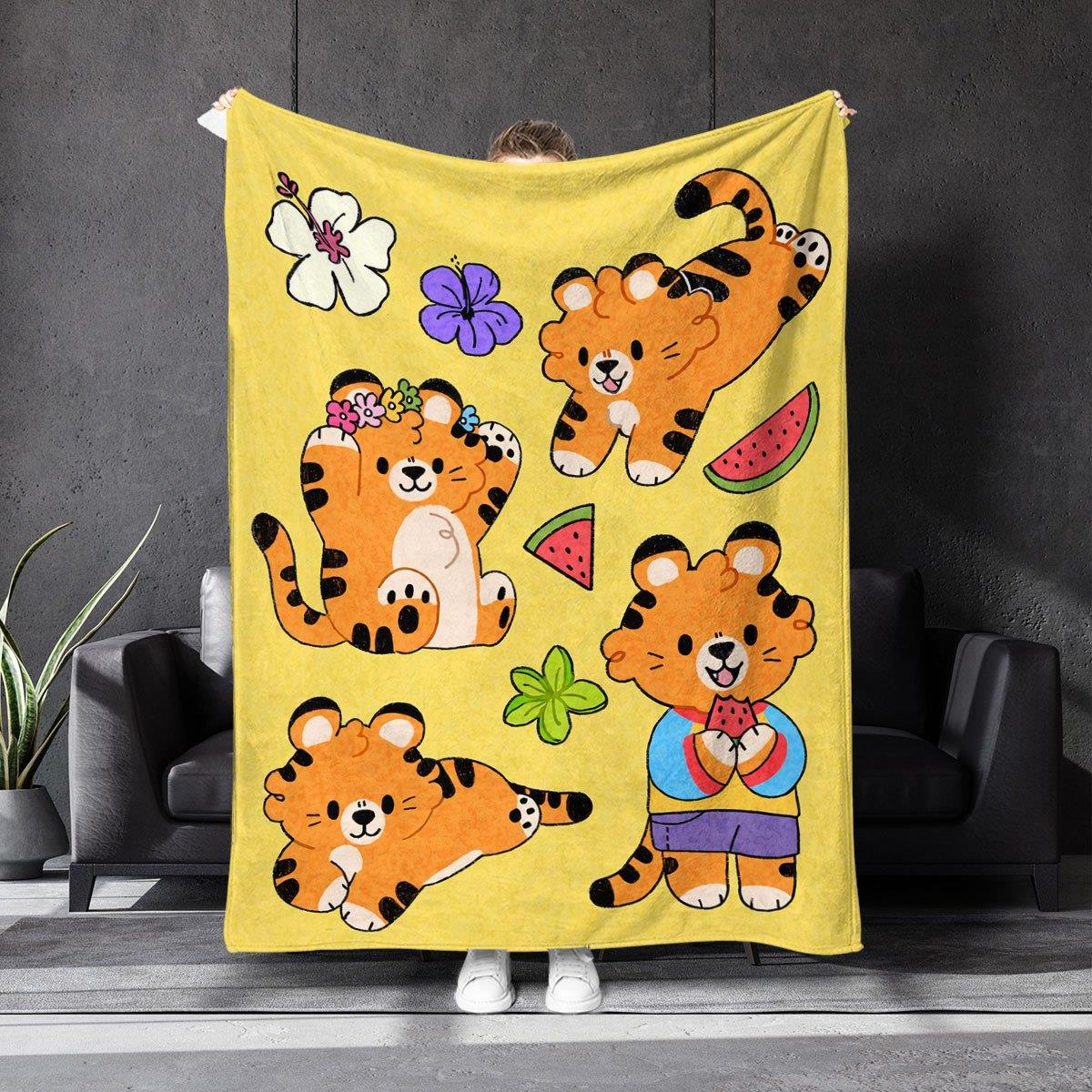 

Happy cartoon tiger pattern Flannel printed blanket suitable for all seasons suitable for living room office sofa and travel 75x100cm