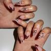 Unhas falsas – Pontas e unhas postiças