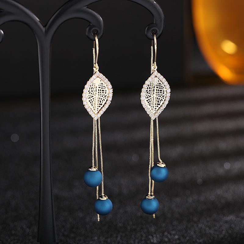 New Hollow Leaf Náušnice Statement Elegantní Red Learl Ear Line Korea Fashion Dlouhý střapec Dangler Ženy Svatební šperky