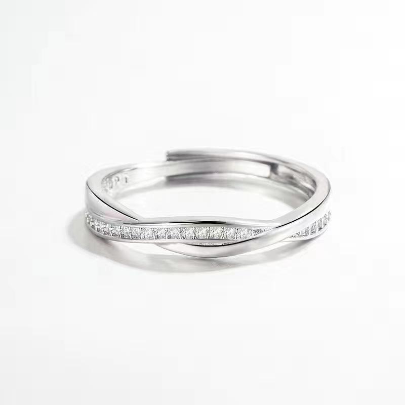 Intertwined Love Couple Rings: Openable Ring Set, Japanese-Korean Inspired, Perfect Simple Valentine's Day Gift.