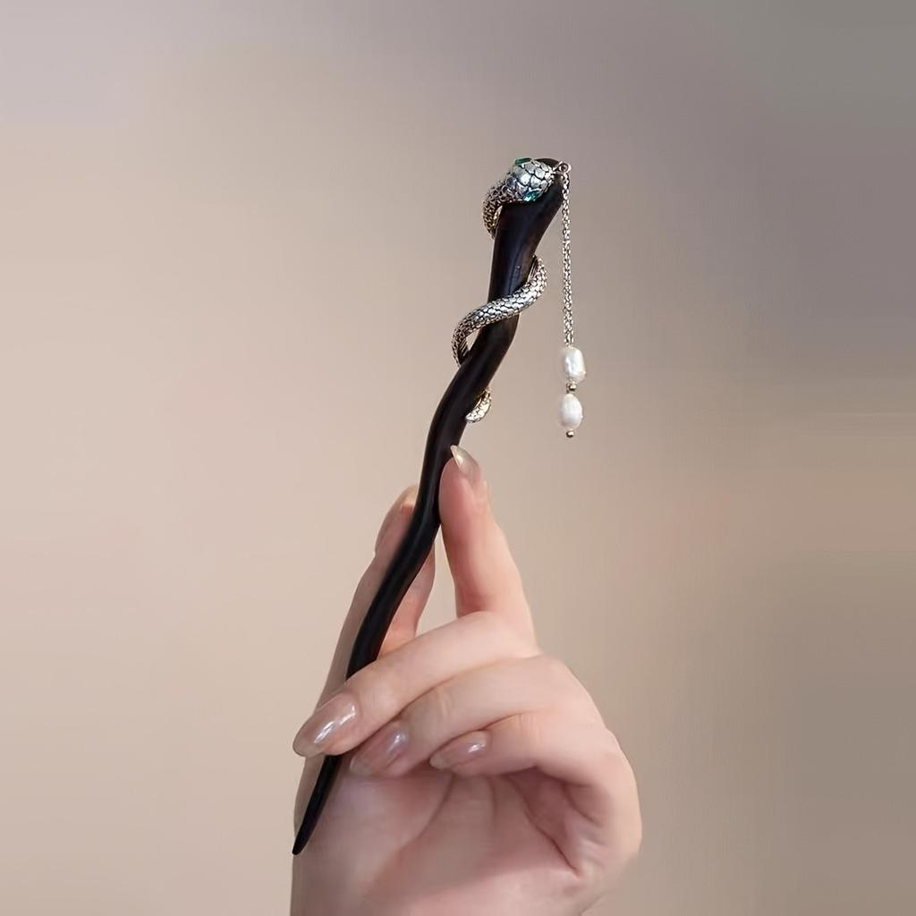 Neuer Chinesischer Antiker Stil Geist Schlange Umwickelt Holz Weiblicher Schritt Schwingende Quaste Haarnadel Qipao Hanfu Vielseitiges Gewebtes Haarteil