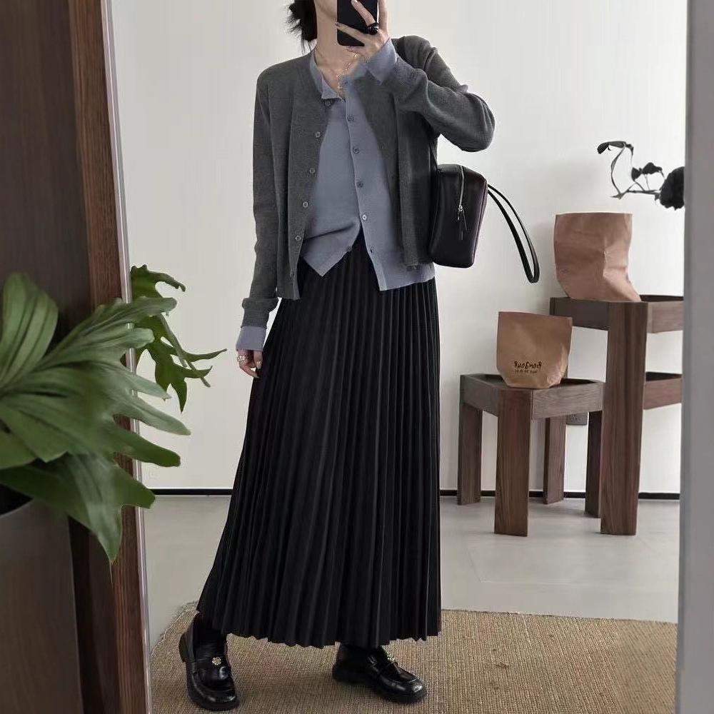 Autumn & Winter High-Waisted Pleated Wool Skirt - Versatile Slimming Mid-Length with Wide Hem.