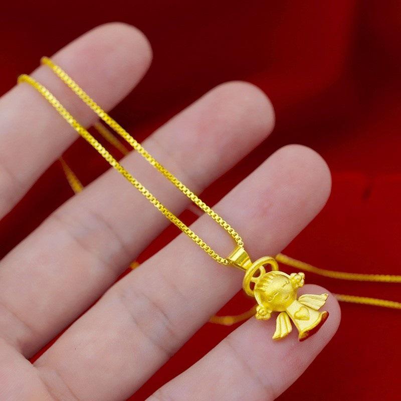 Colier cu Pandantiv Inimă de Înger din Aur Nisipos Vietnamez - Lanț Claviculă pentru Femei, Placat cu Aur Galben din Alamă Mată