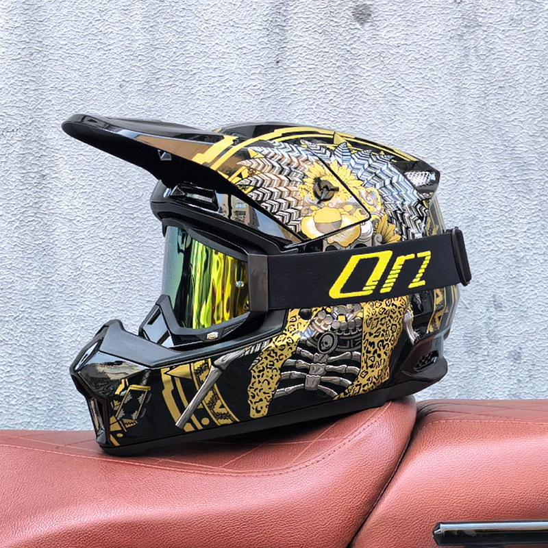 ORZ Full-Face Helmet for Off-Road, Electric Scooters, Mountain Biking, and Street Riding