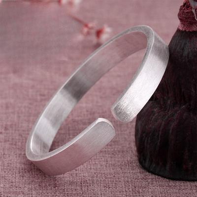 Versilbertes, gebürstetes offenes Armreif in koreanischer Version, modisches Retro- und schlichtes Armband im Paarstil