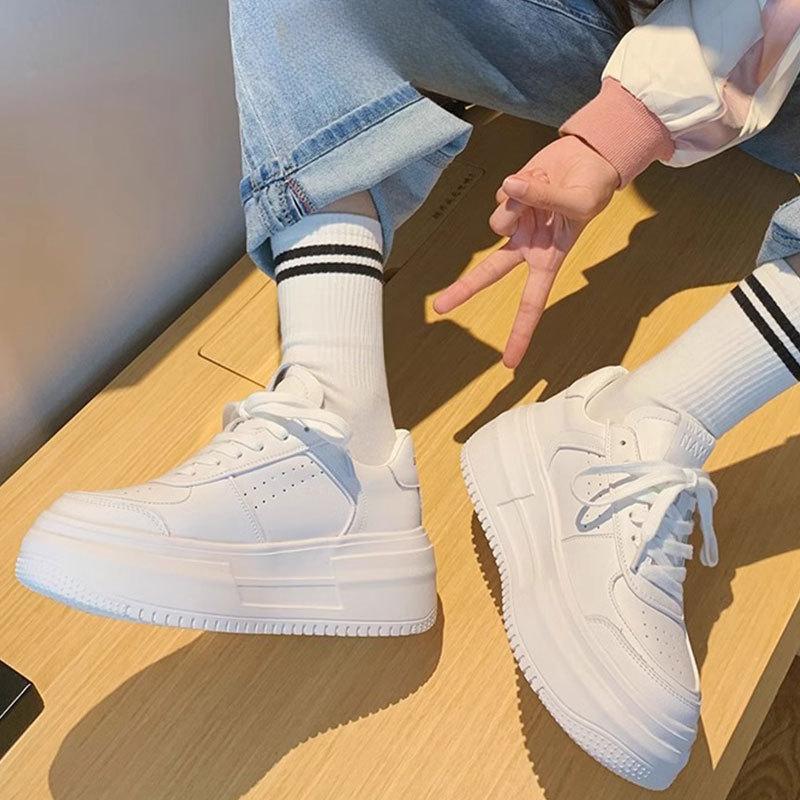 

Кожаные кроссовки для сноуборда, детские, весенние, новые, на толстой подошве, белые, увеличивающие рост, студенческие, универсальные, повседневные, спортивные туфли 40