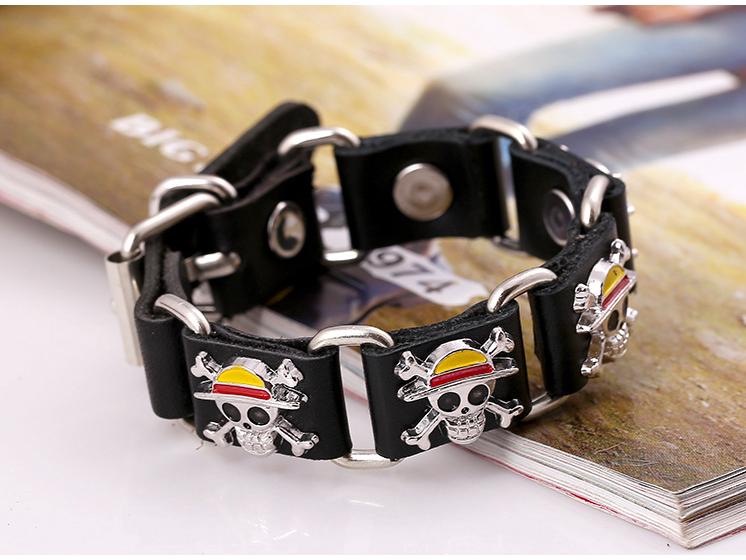 

Skull Punk Leather Bracelet - Four-Legged European and American Style Men s Jewelry чёрный
