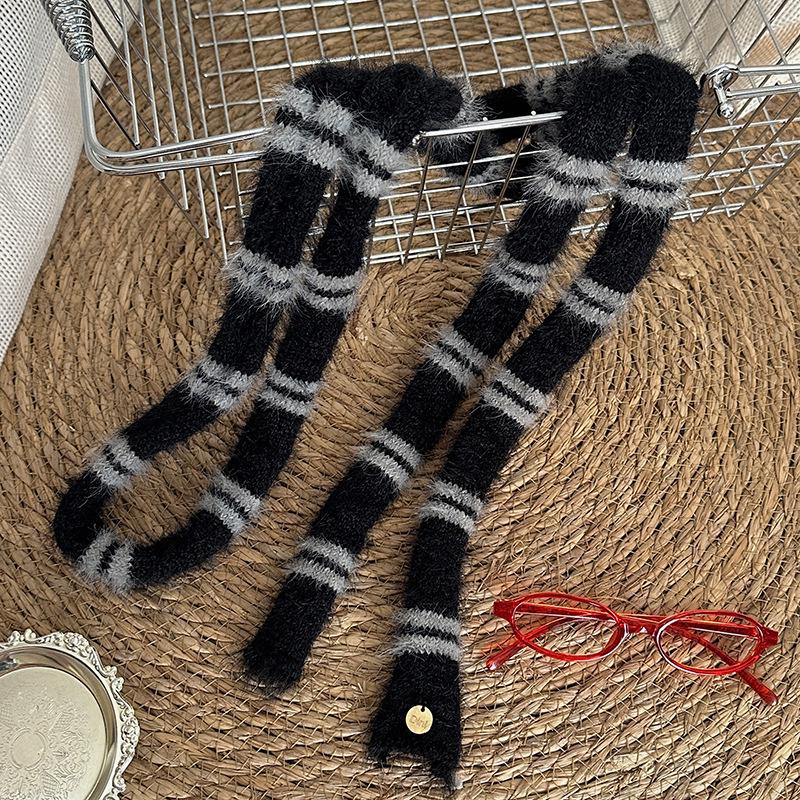 Luochi Fluffy Soft Y2K Striped Knit Scarf - Versatile Neck Warmer for Women чёрный