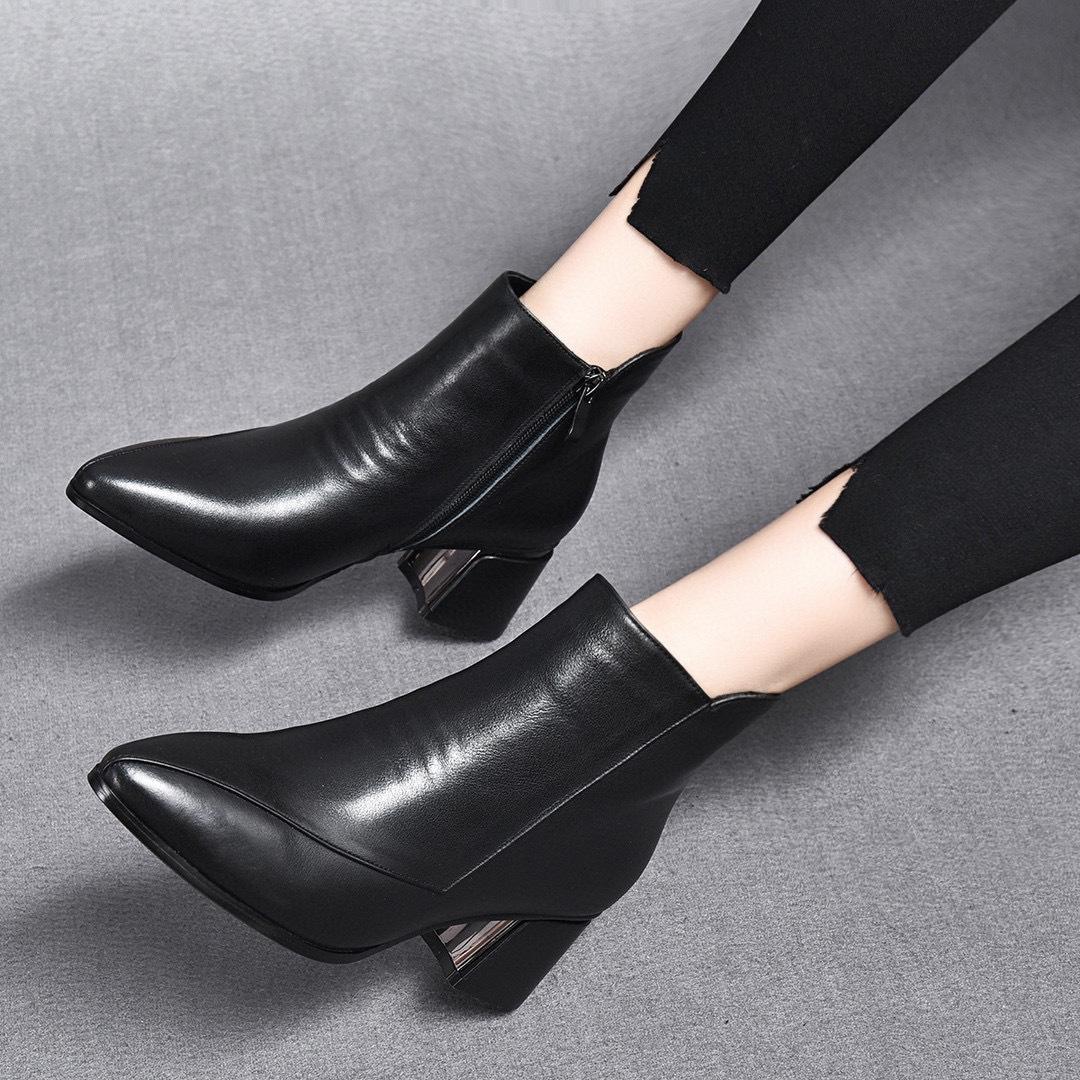 

Женские кожаные ботинки 2025 осень и зима новые остроносые на толстом каблуке европейский и американский стиль короткие ботинки удобная коровья кожа черные тонкие женские fa 40
