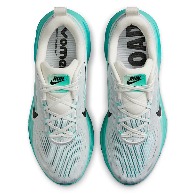 Nike Men's Vomero 18 Running Shoes
