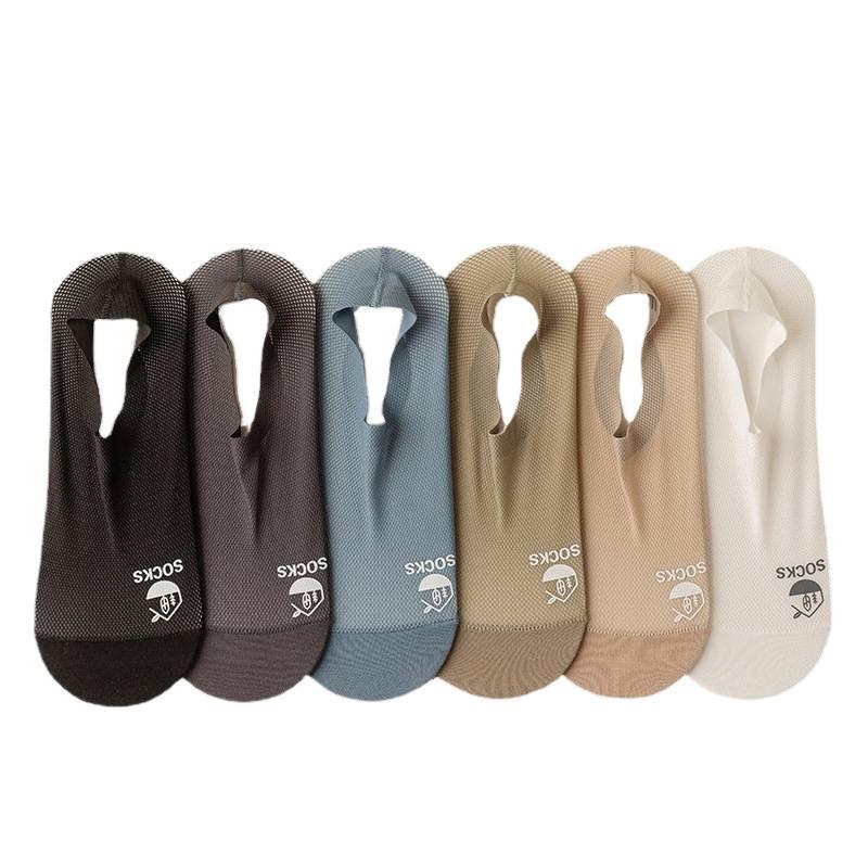 Men's Summer Ice Silk Invisible Socks - Breathable, Sweat-Absorbent, Anti-Slip, Low-Cut Mesh Cotton.