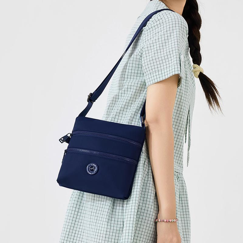 Solid Color Small Square Bag Women's Outdoor Waterproof Nylon Shoulder Crossbody Bag