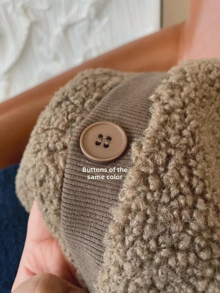 Damen High-End Imitat Lammfellmantel mit Polarfleece - Herbst/Winter 2024