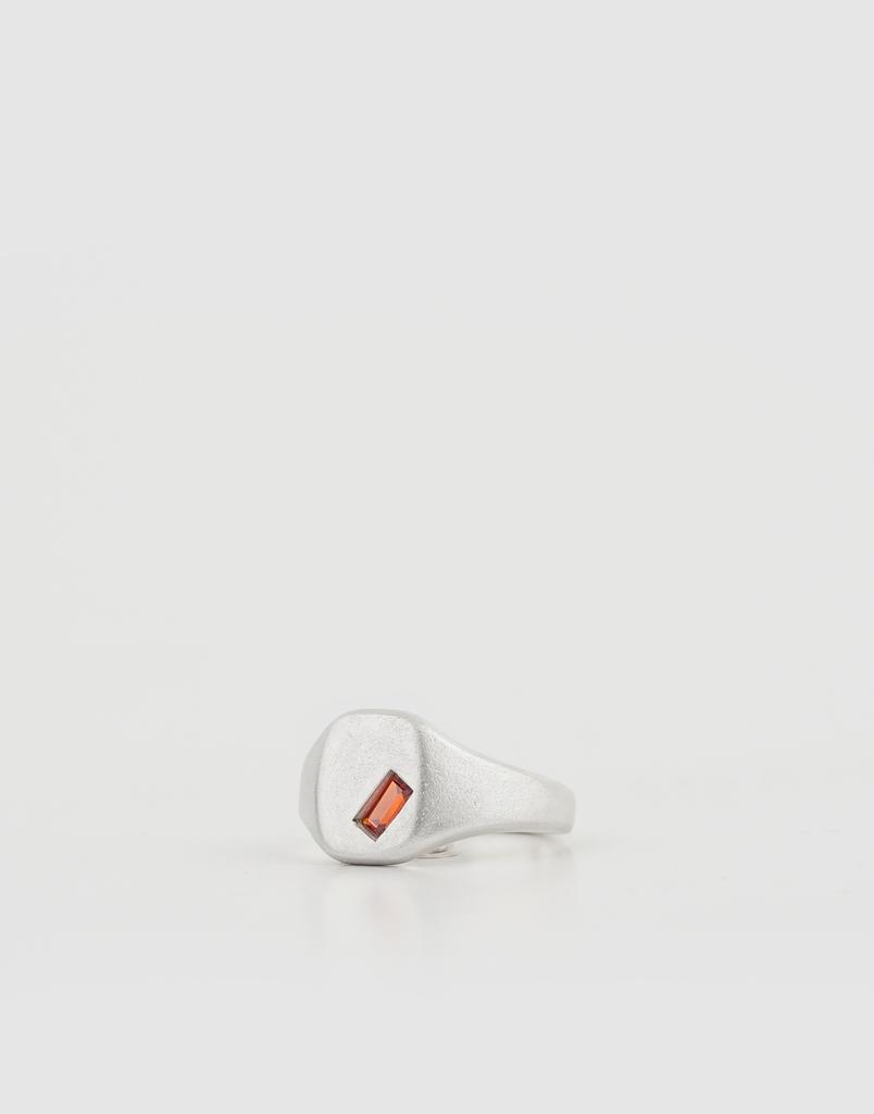 Sylk Rubin Signet Ring