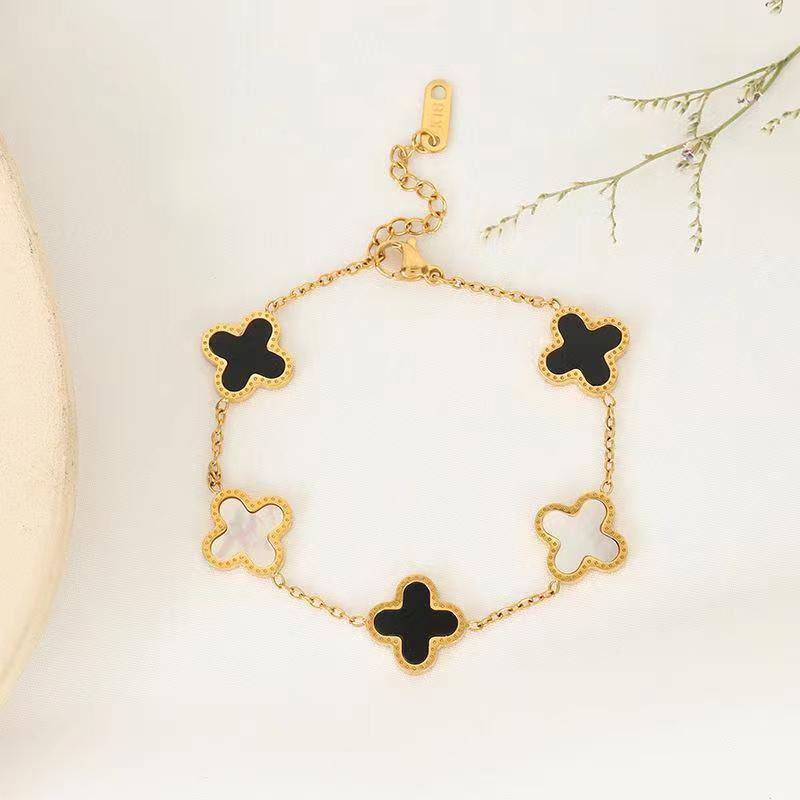 Titanium steel four leaf clover five flower bracelet, fashionable and versatile, women's 18k lucky grass bracelet accessory