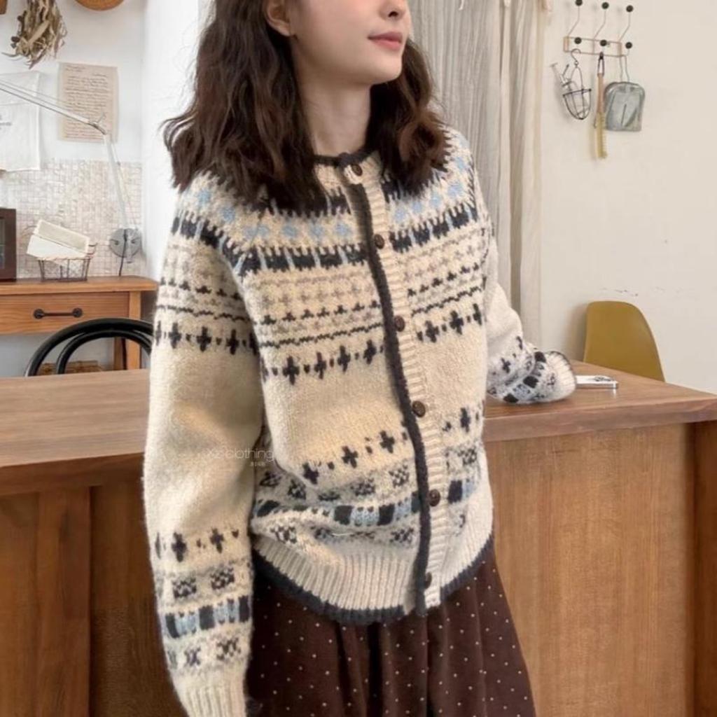 Korean Retro, Spring and Autumn New Style, Round Neck, Jacquard Contrasting Trade, Loose Casual Knitted Cardigan, Women's Sweater