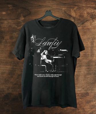 Laufey Bewitched Lyrics Schwarzes Baumwoll-T-Shirt Unisex T-Shirt