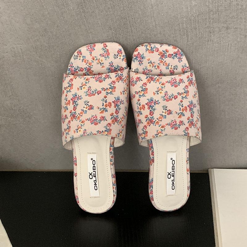 Fashion New In Summer Beach Women Flats Slippers Shoes Casual Female Slides Fashion Square Toe Ladies Flats Slippers Sandals Shoes