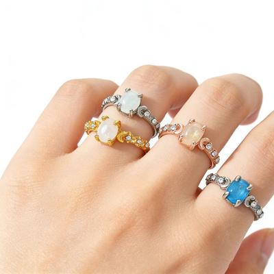 Hot-selling Oval Imitation Opal Moon Ring Retro Light Luxury Four-claw Celebrity Style Diamond Jewelry