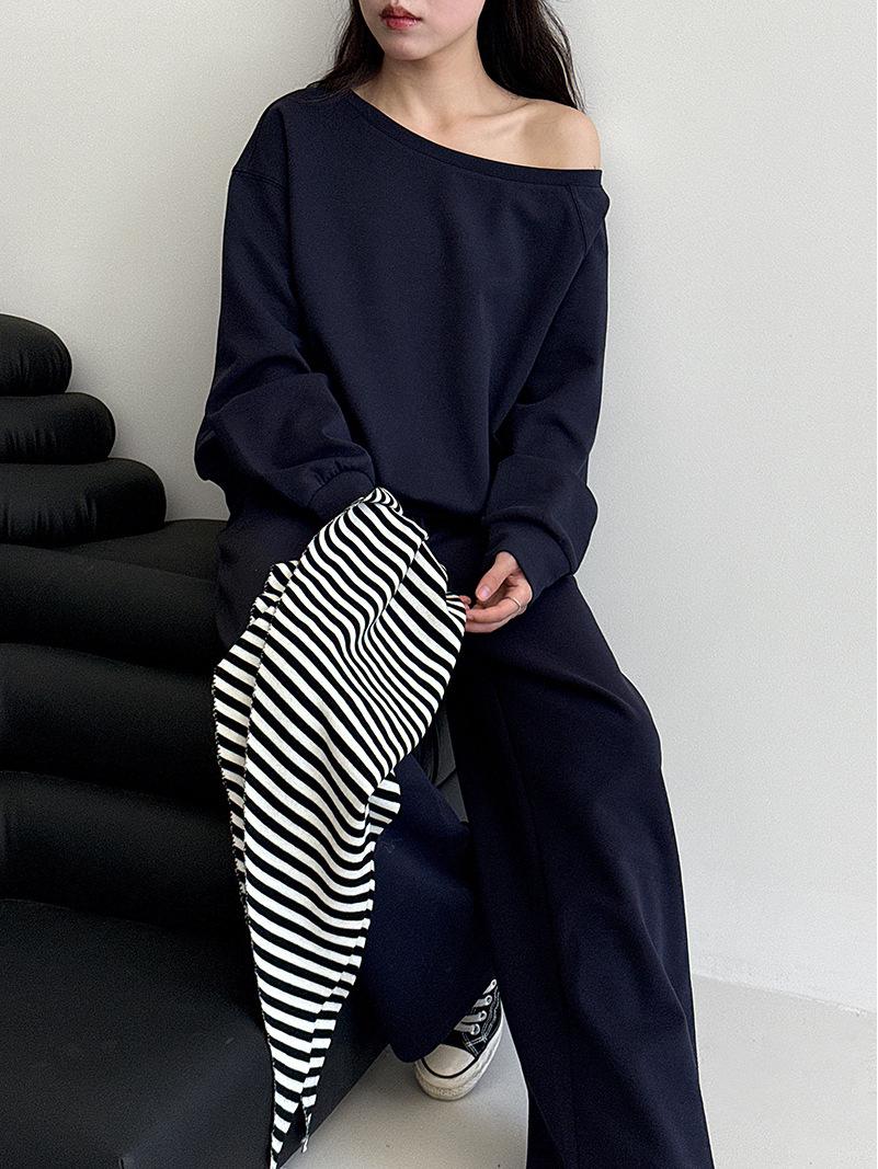 LUXI Women s Korean-Style Off-Shoulder Top  Sweatpants Set - Autumn Casual Wear One Size