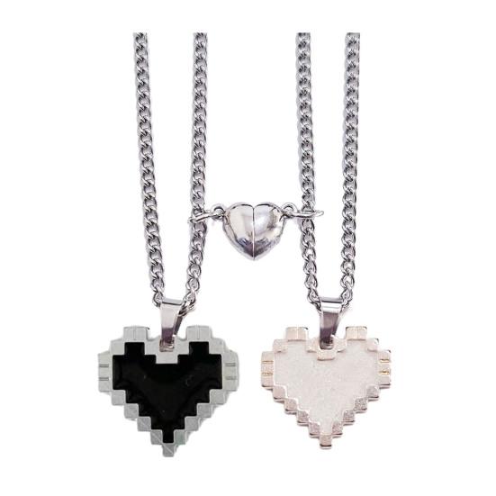 2Pcs Couple Necklace Heart Charm Magnetic Suction Shiny Finish Necklace Valentine Day Anniversary Jewelry Gift